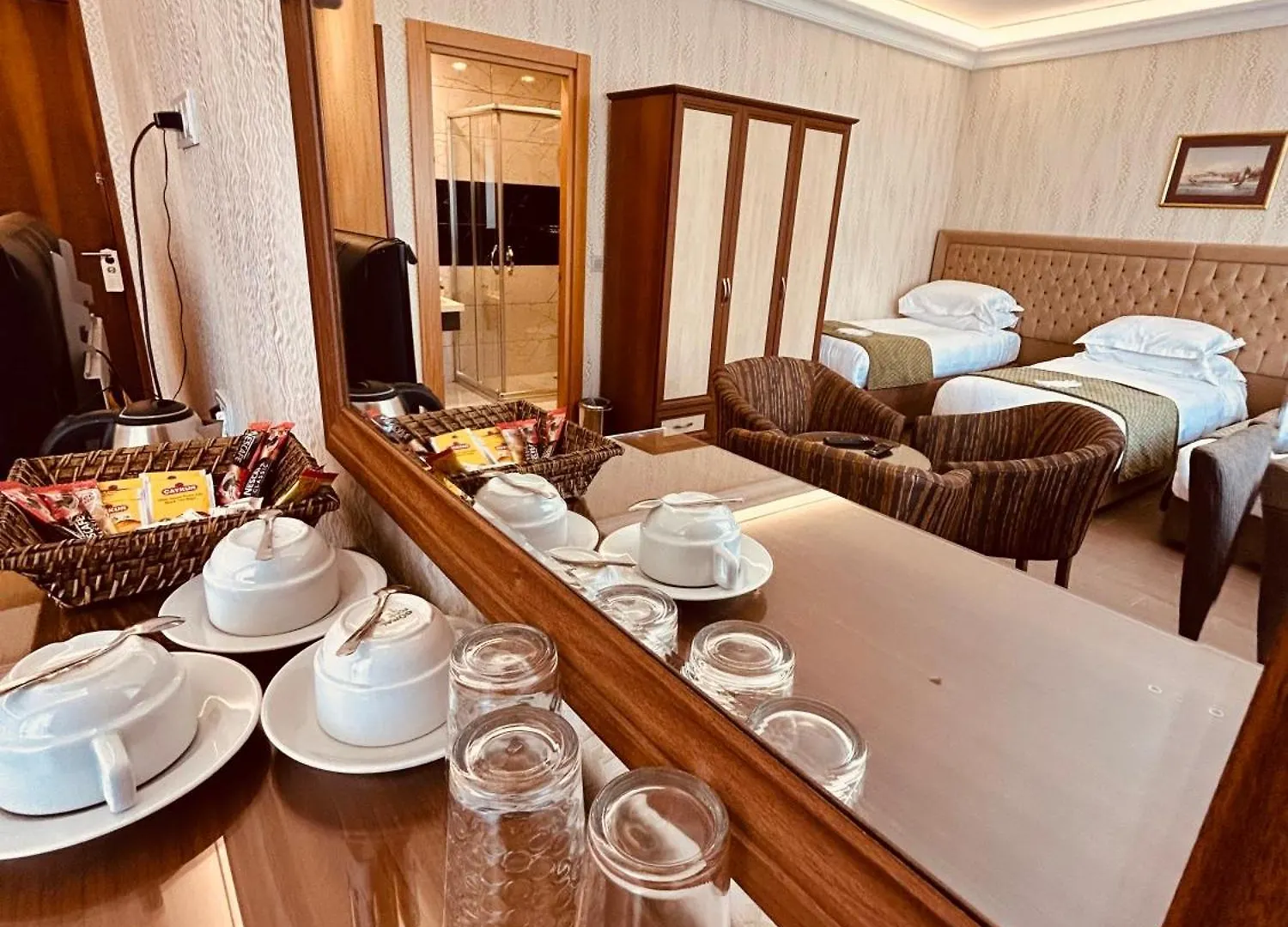 Lily Rooms Istanbul Hotel